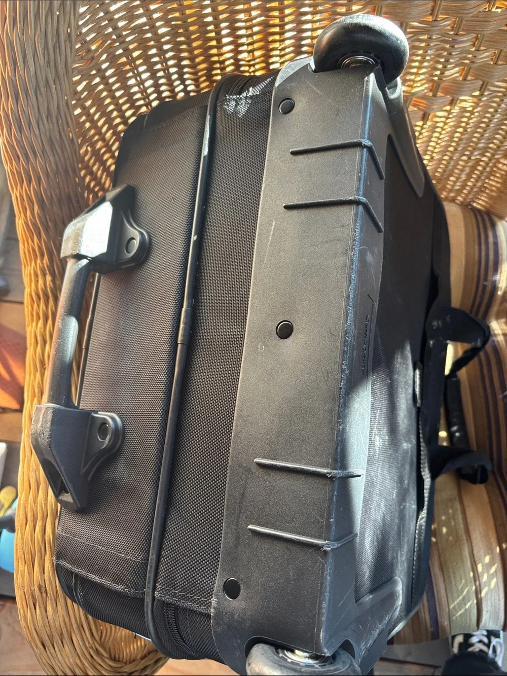 Black Samsonite wheeled business case